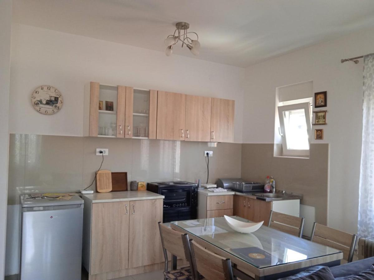 Apartment Srebrni Oblak 阿然德洛维克 外观 照片
