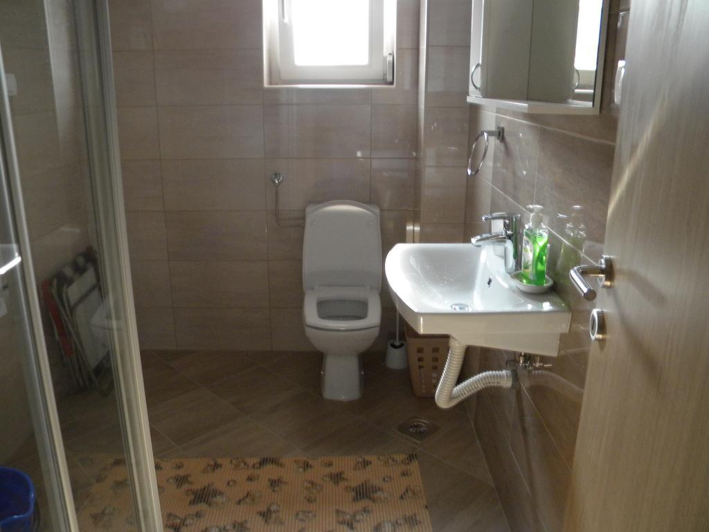 Apartment Srebrni Oblak 阿然德洛维克 外观 照片