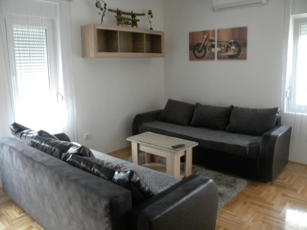 Apartment Srebrni Oblak 阿然德洛维克 外观 照片